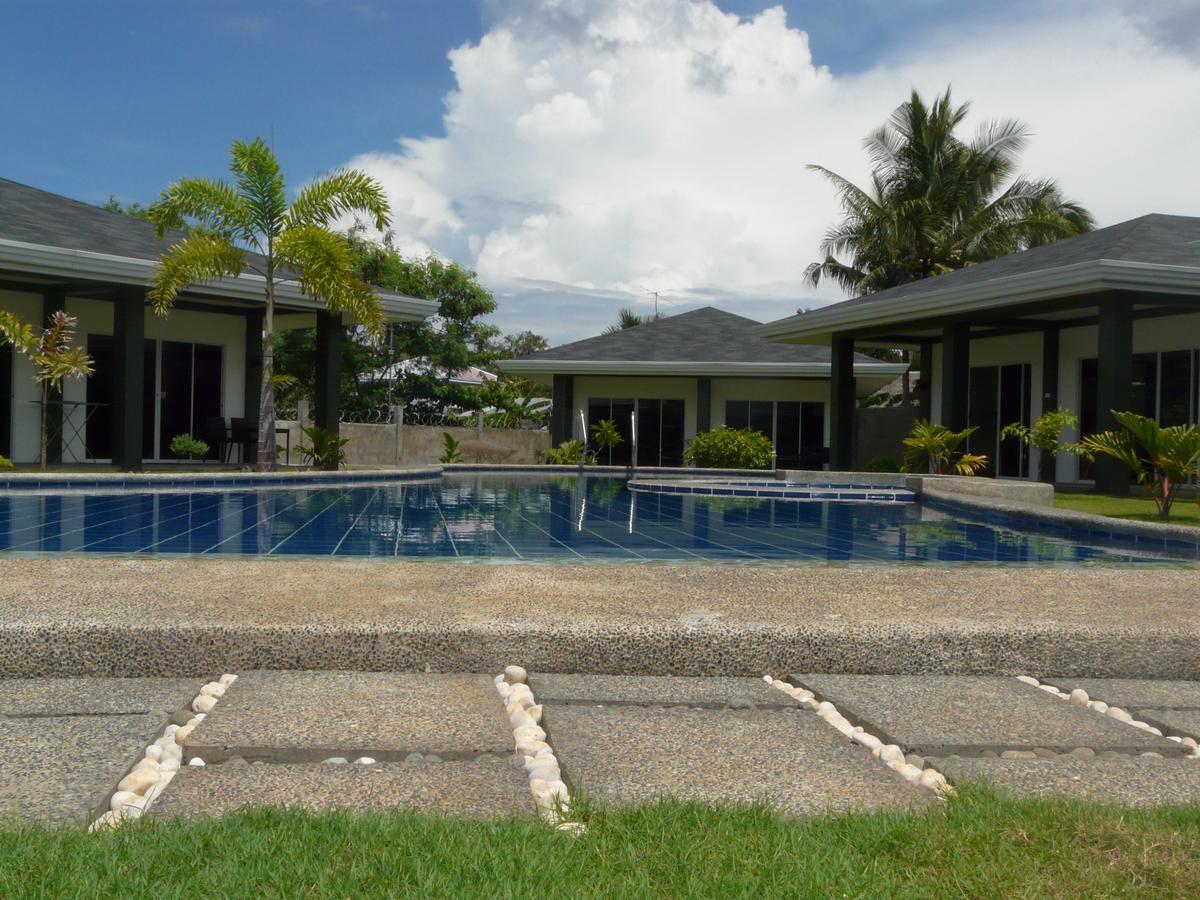 Alona Royal Palm Resort Panglao Exterior foto