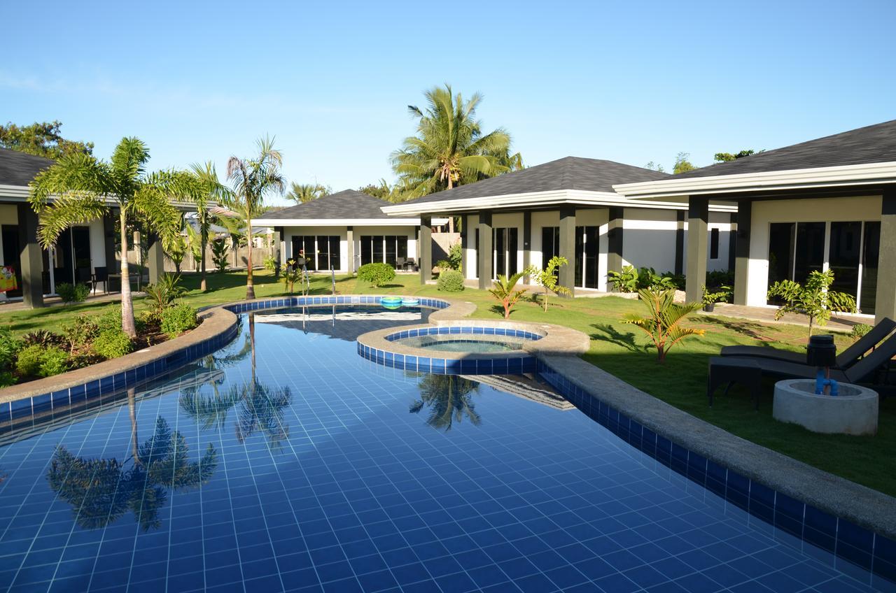 Alona Royal Palm Resort Panglao Exterior foto